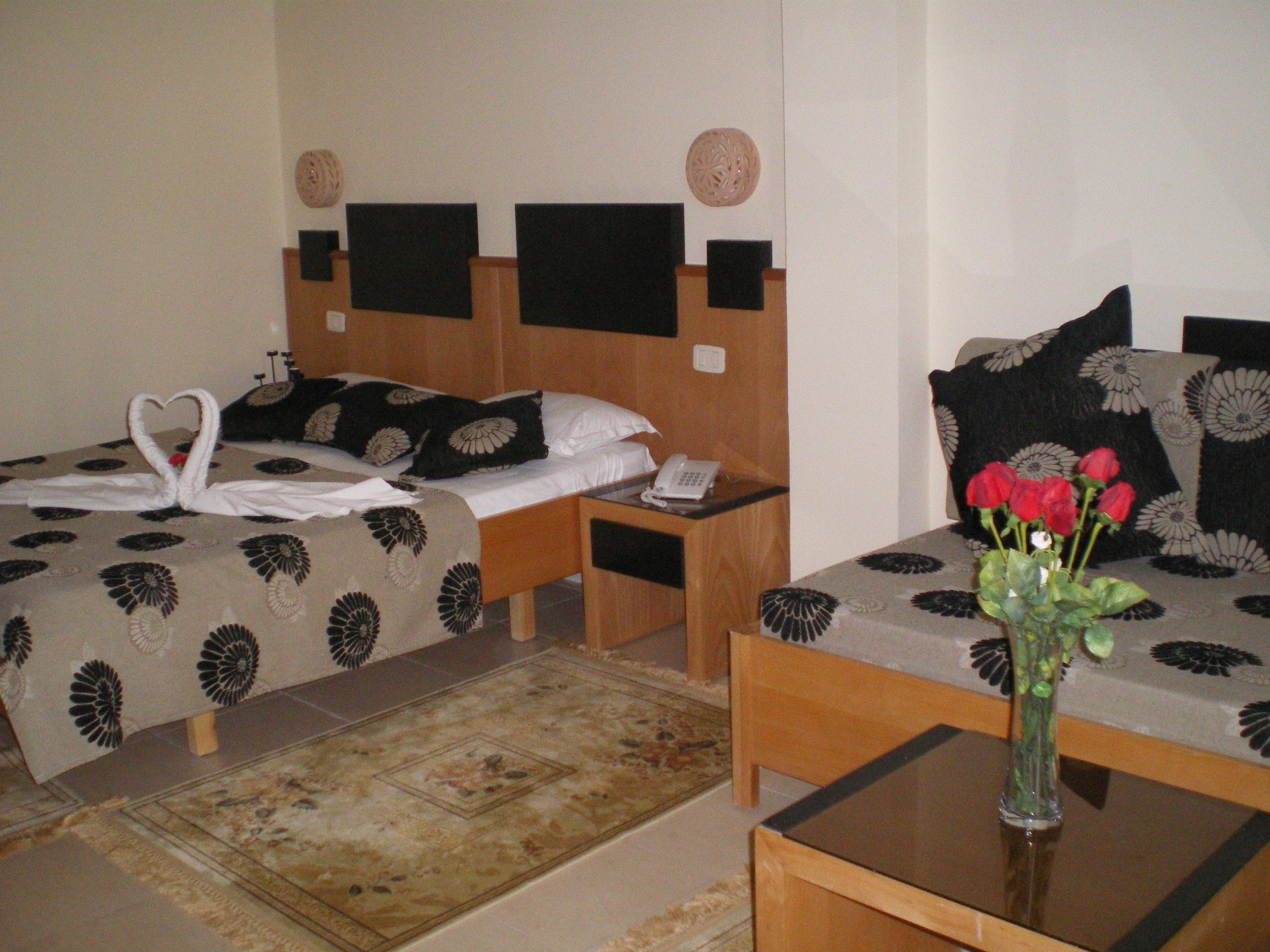 Hotel Les Palmiers Monasztir Kültér fotó